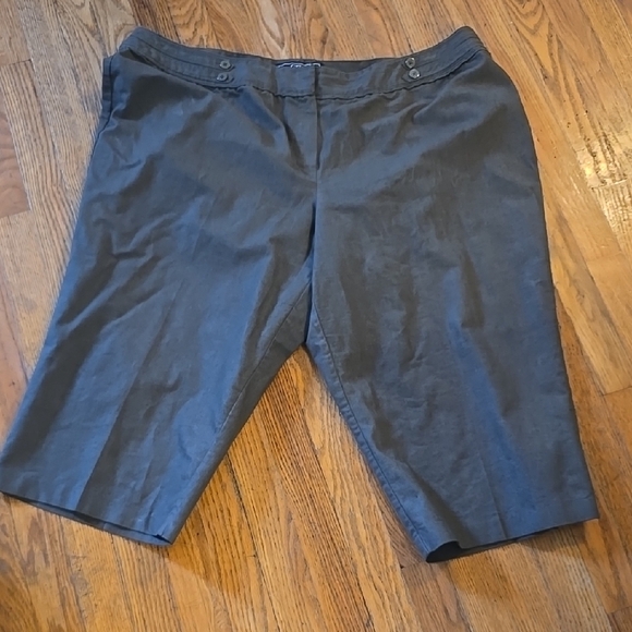 Cato Gray Dress Capris 22W - Picture 1 of 3